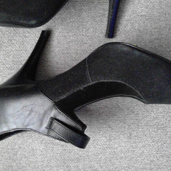 Audrey Brooke Shoes - Picture 4 of 4